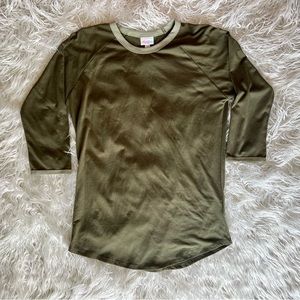 Dark Olive Green LuLaRoe Randy T 3/4 Sleeve 🫒
